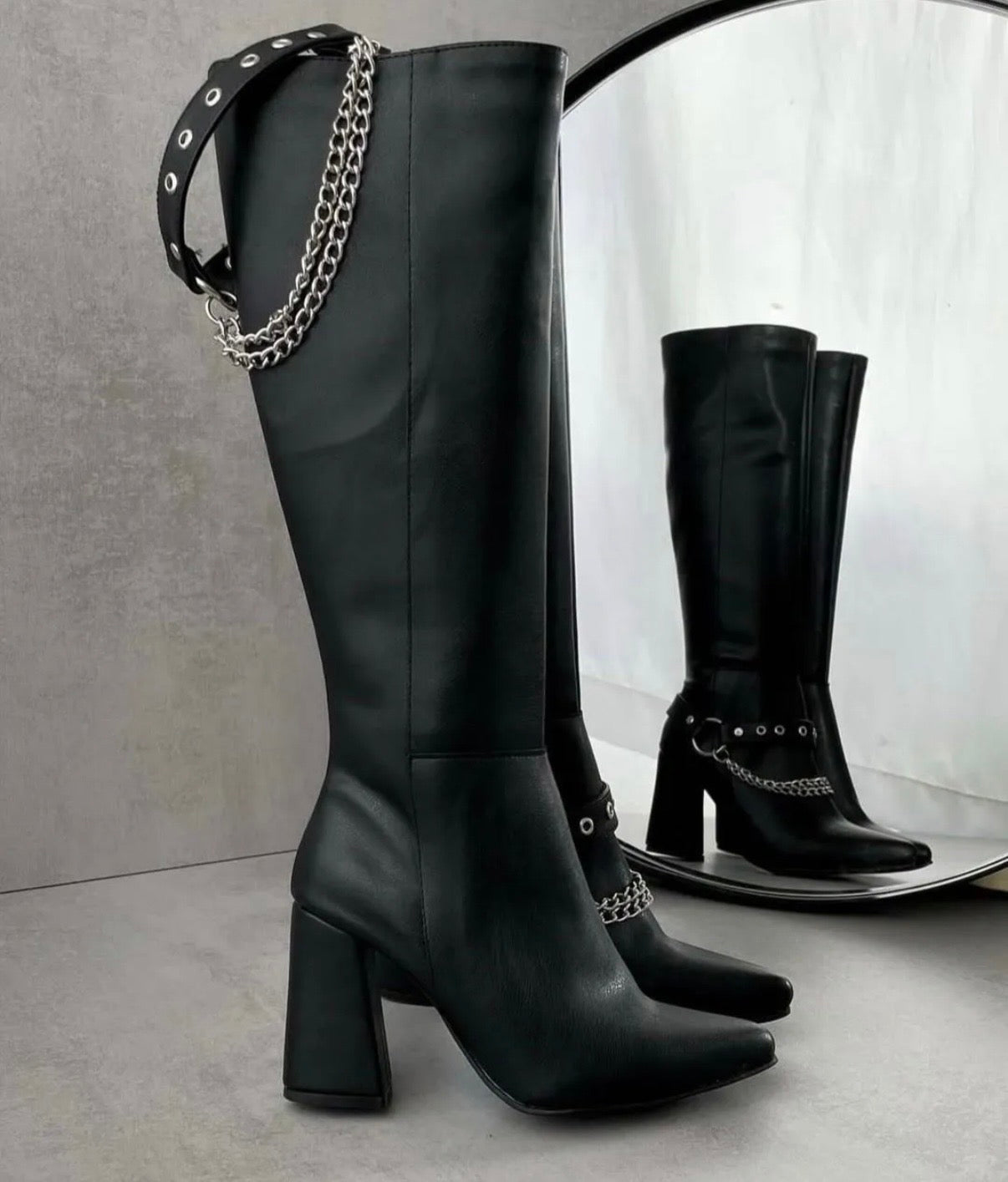 bota tendencia 4 en 1